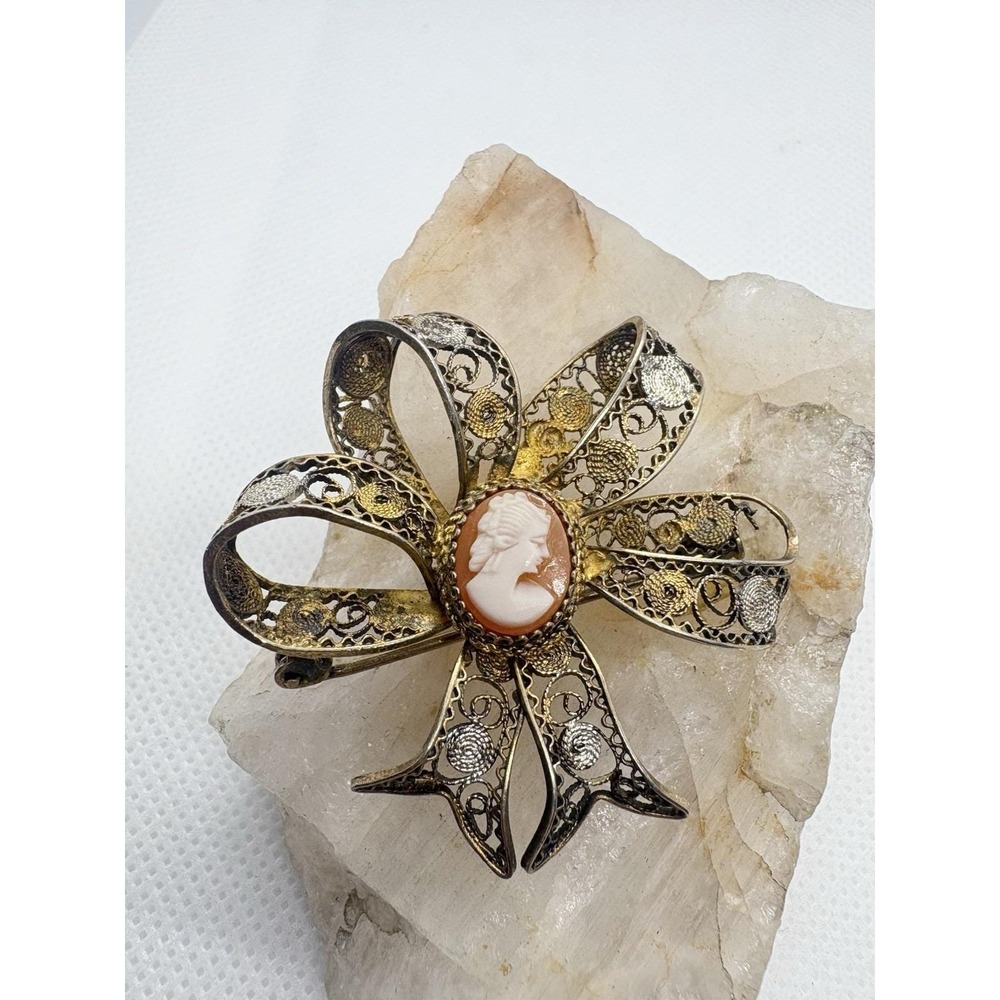 Vintage 900 Spun Silver‎ Filigree Oval Cameo Brooch Bow Floral European Design